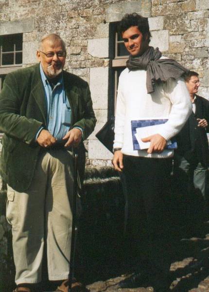 Karl D. Uitti & Vincent Gogibu au colloque Gourmont de Cerisy, octobre 2002 (photo : Thierry Gillyboeuf).